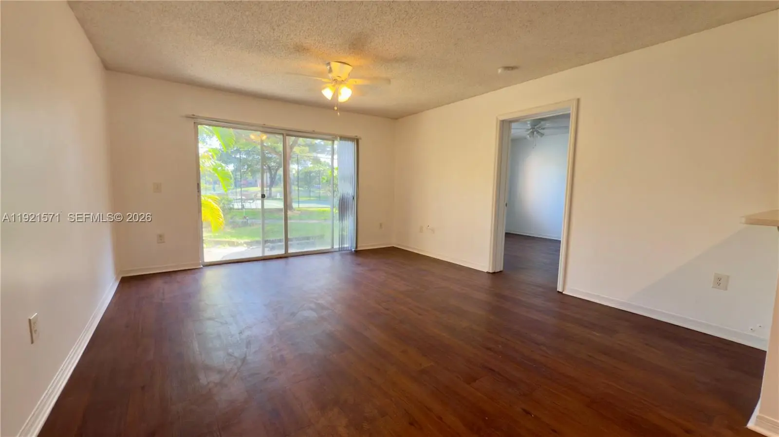 Photo of Listing #A11921571