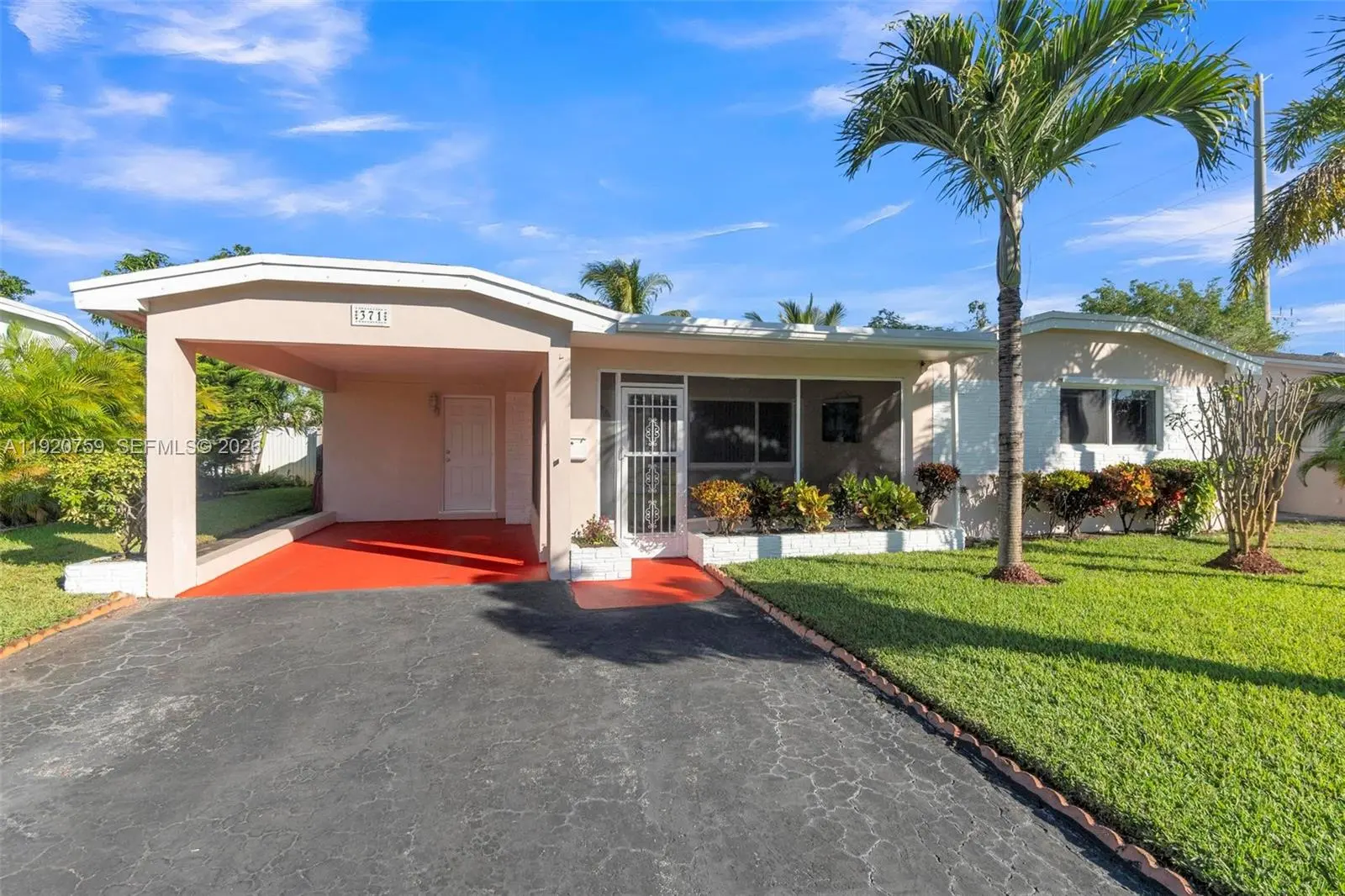 Photo of Listing #A11920759