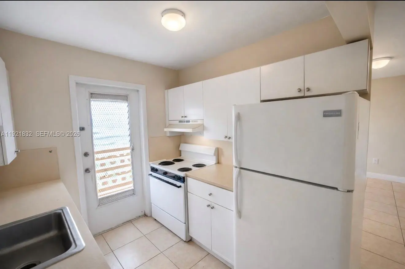 Photo of Listing #A11921832