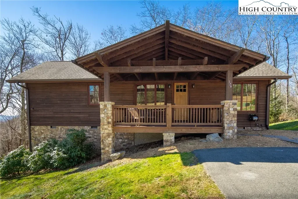 176 High Hemlock Trail, Blowing Rock