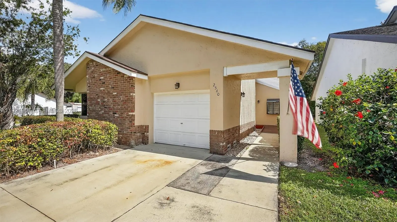 Photo of Listing #A11921907