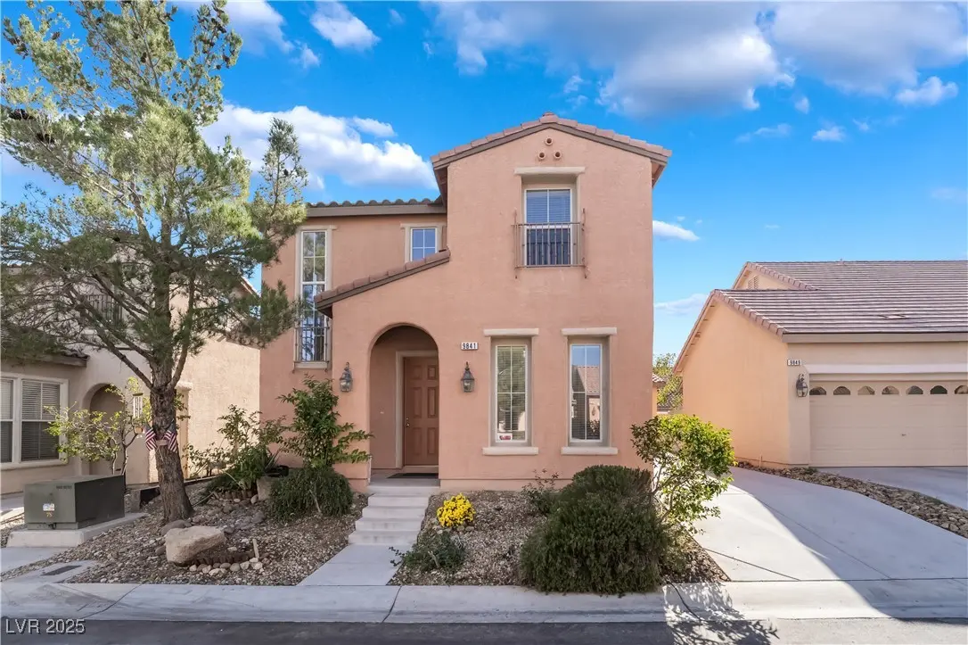 Photo of Listing #2737373