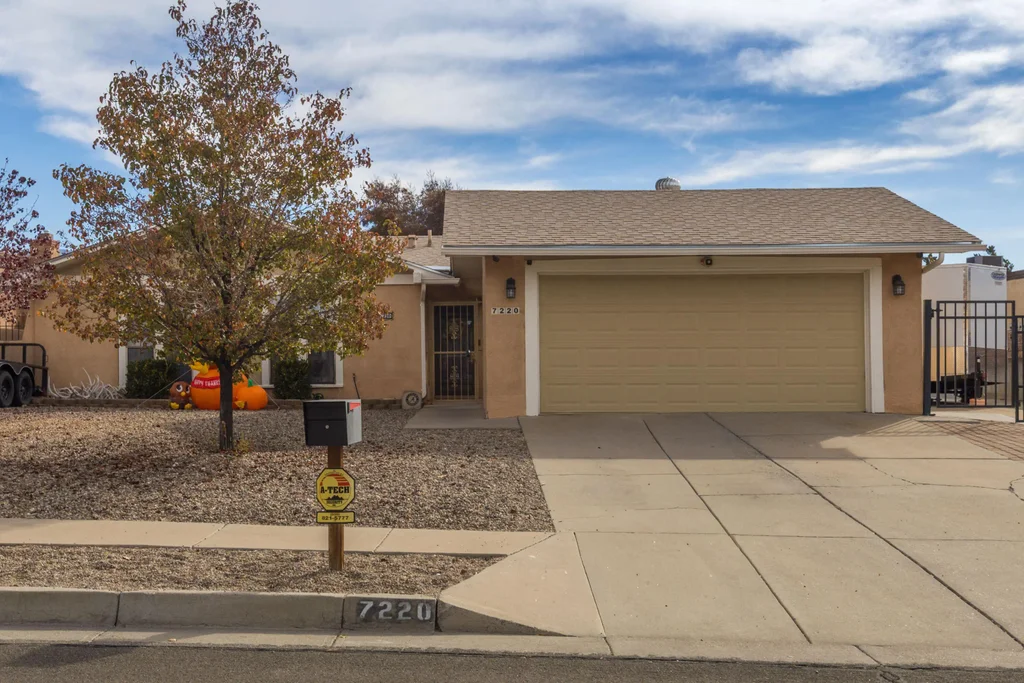 7220 Ticonderoga Road Ne, Albuquerque