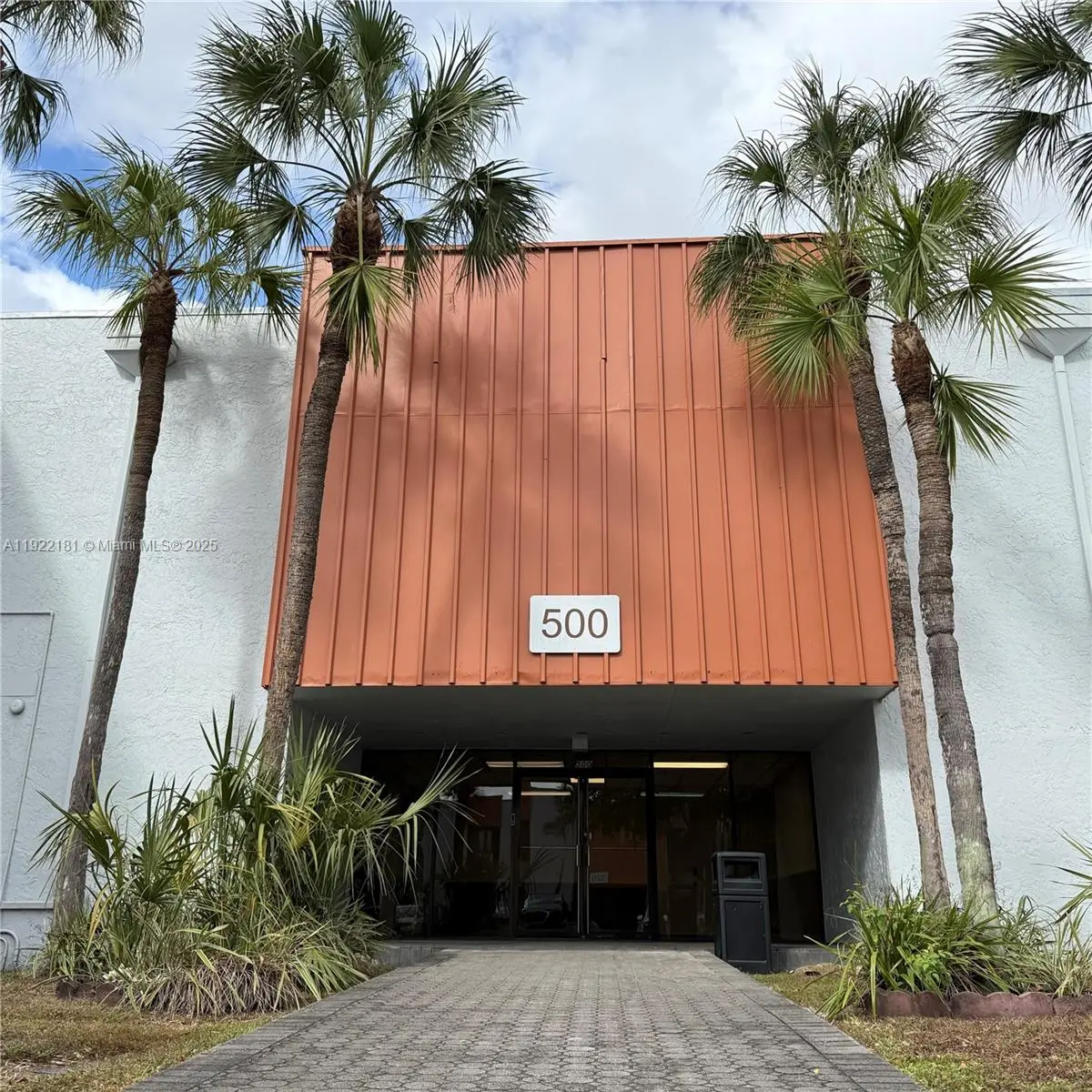 Photo of Listing #A11922181