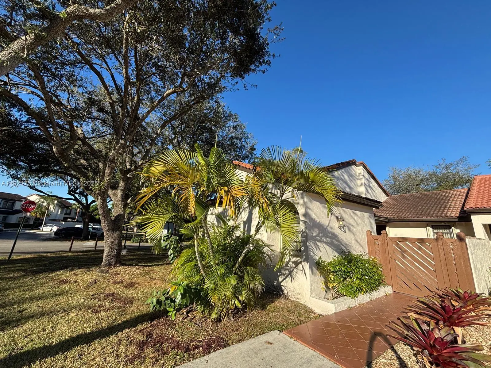 Photo of Listing #A11921753