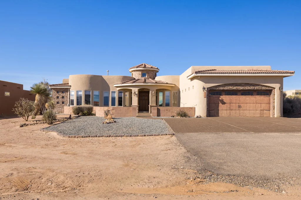 2177 Chihuahua Road Ne, Rio Rancho