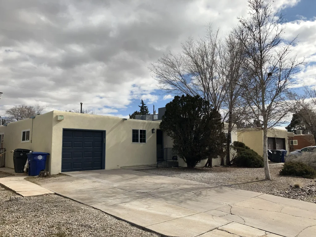 724 Washington Street Ne, Albuquerque