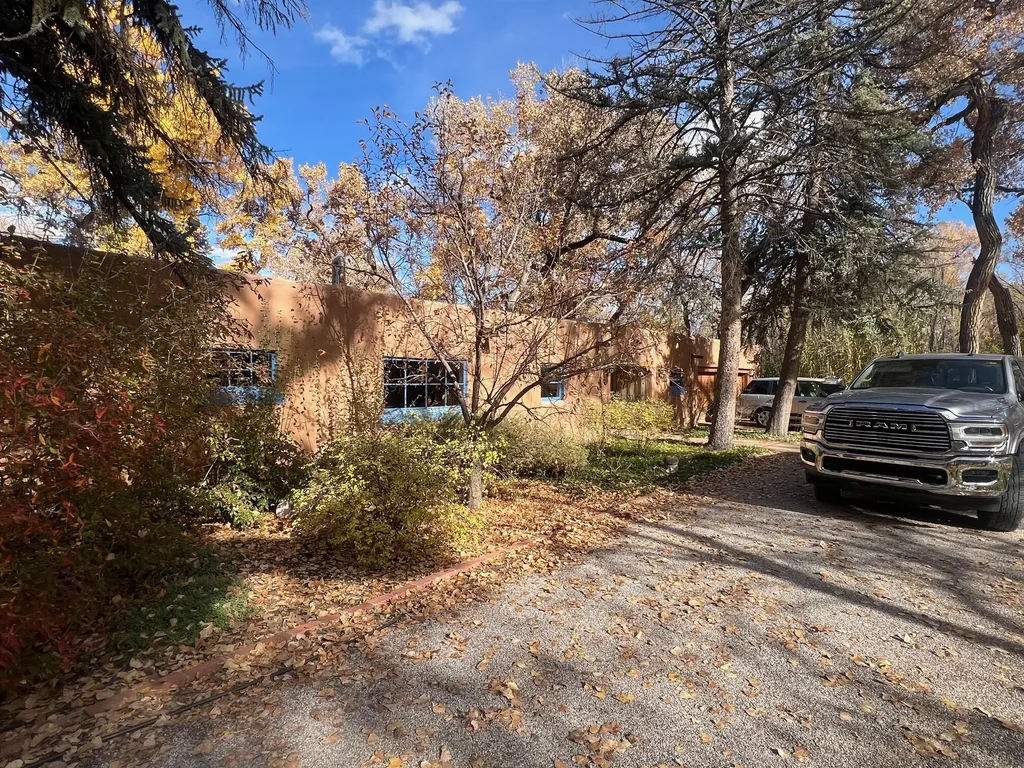 147 Via Oreada, Corrales