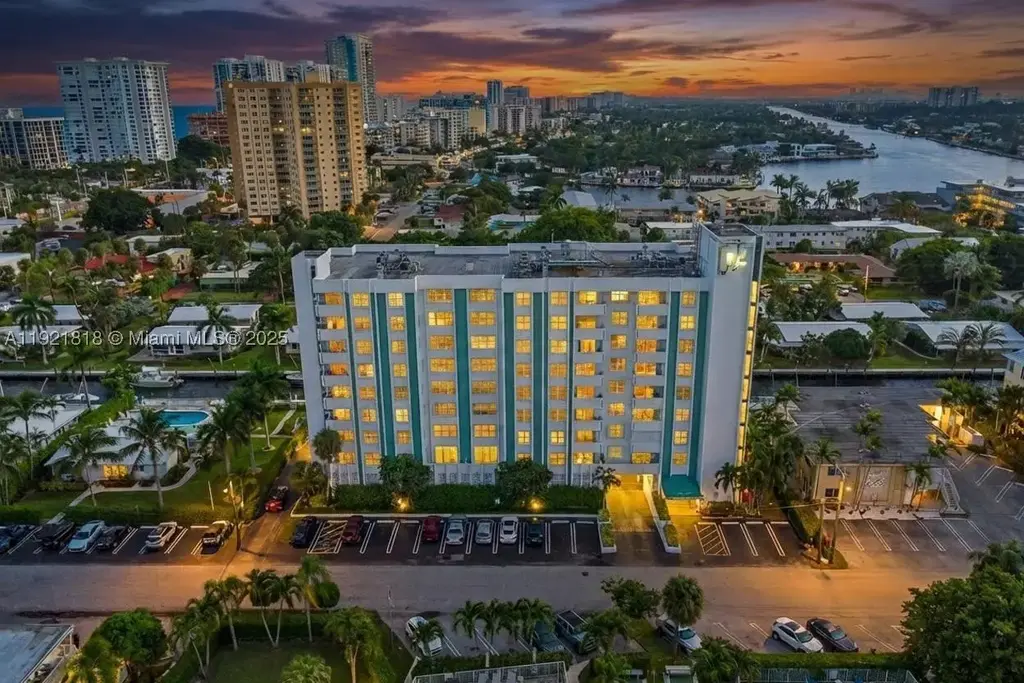 3210 Se 10th St 4d, Pompano Beach