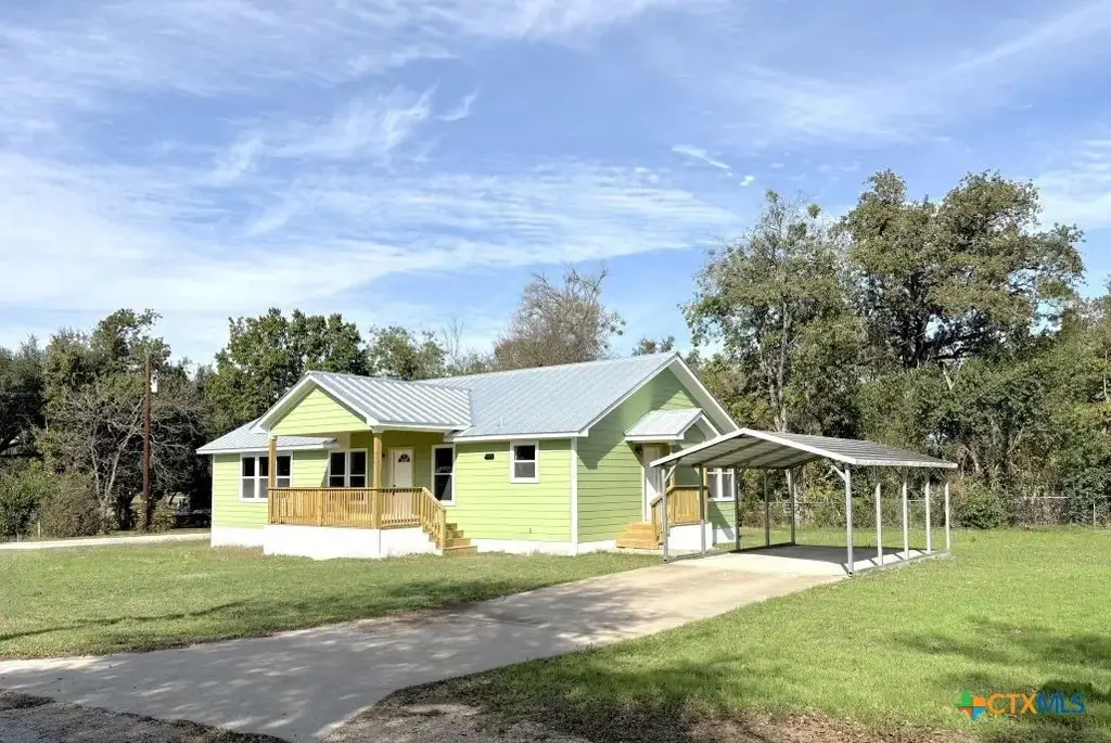 102 Terral Ct, Cameron