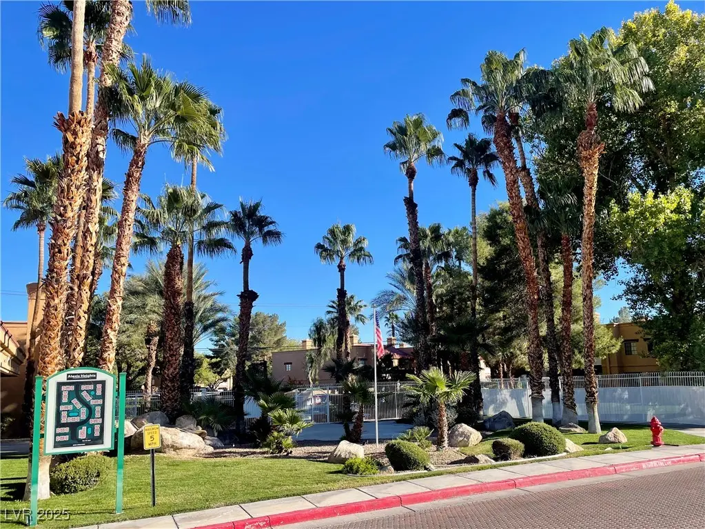 Photo of Listing #2738261