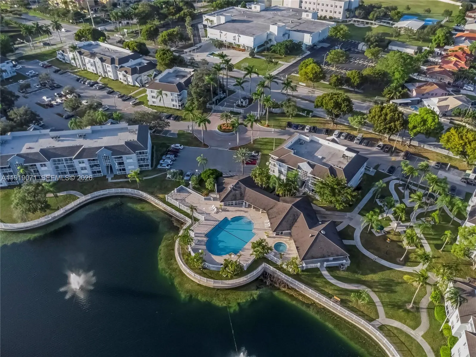 Photo of Listing #A11919071