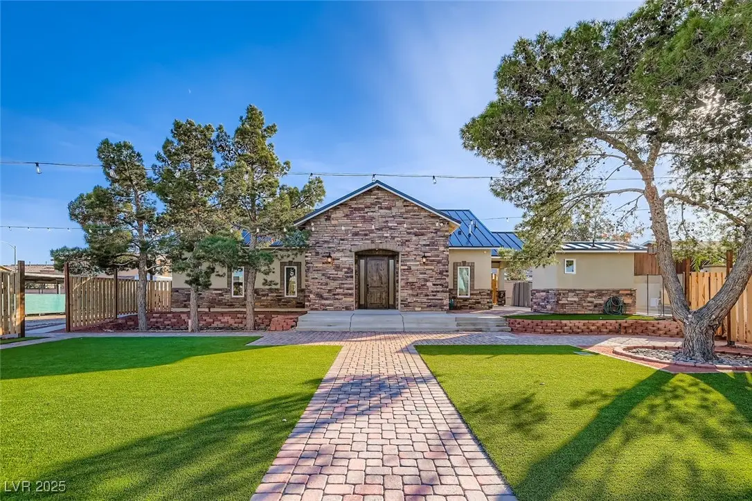 Photo of Listing #2737934