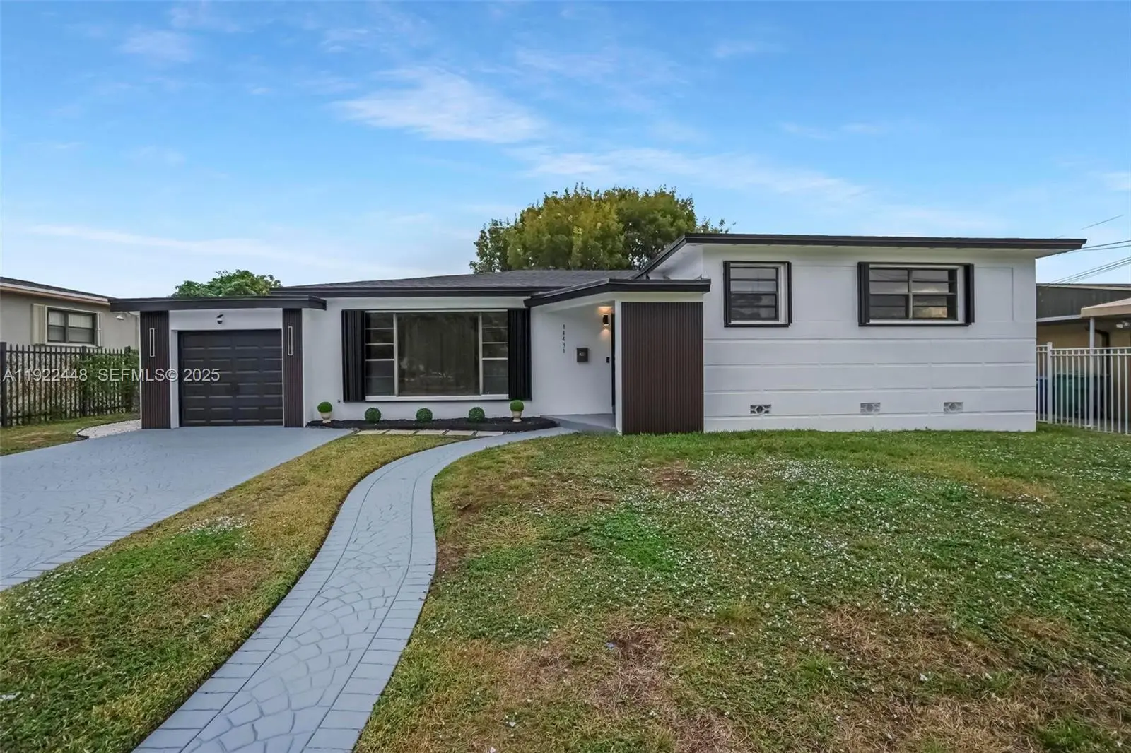 Photo of Listing #A11922448