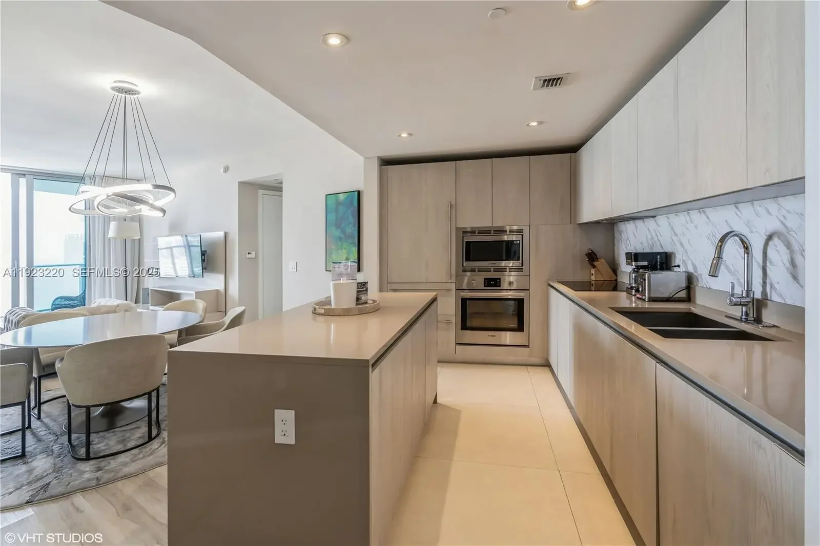 Photo of Listing #A11923220