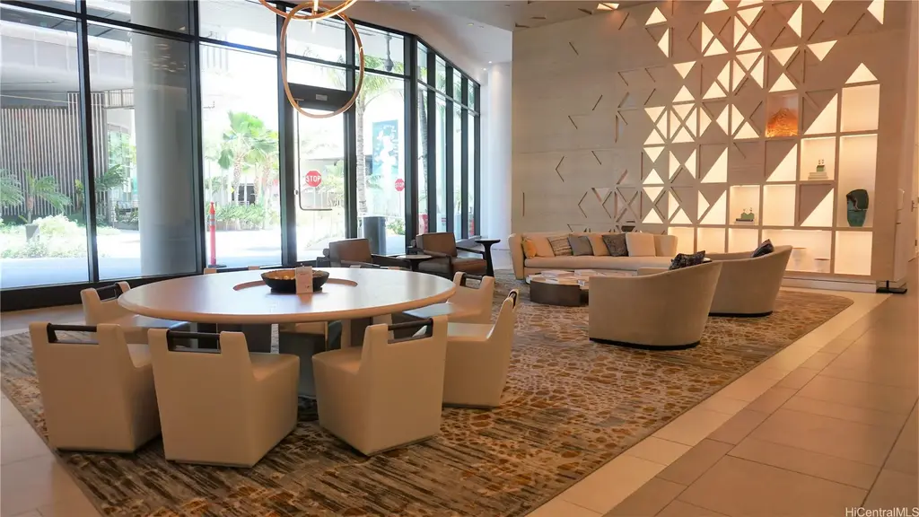 987 Queen Street # 2504, Honolulu