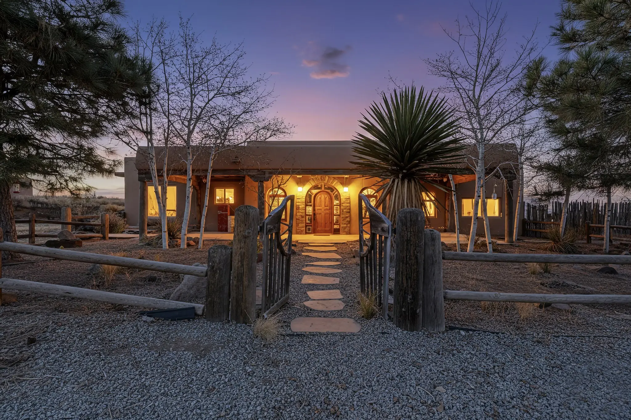 11 Virginia Lane, Santa Fe