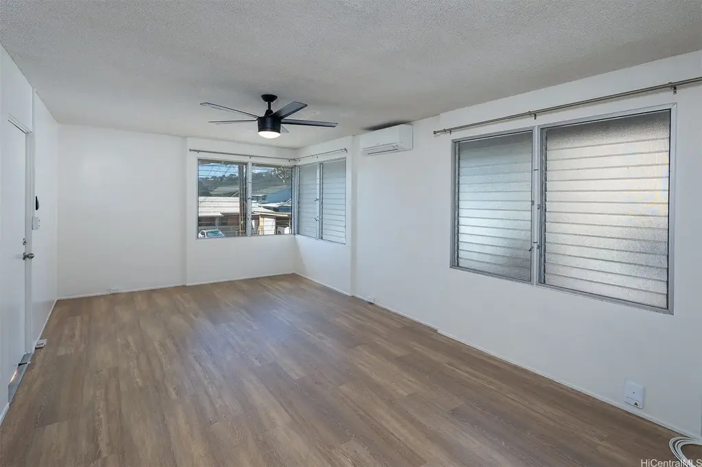 4525 Aliikoa Street, Honolulu