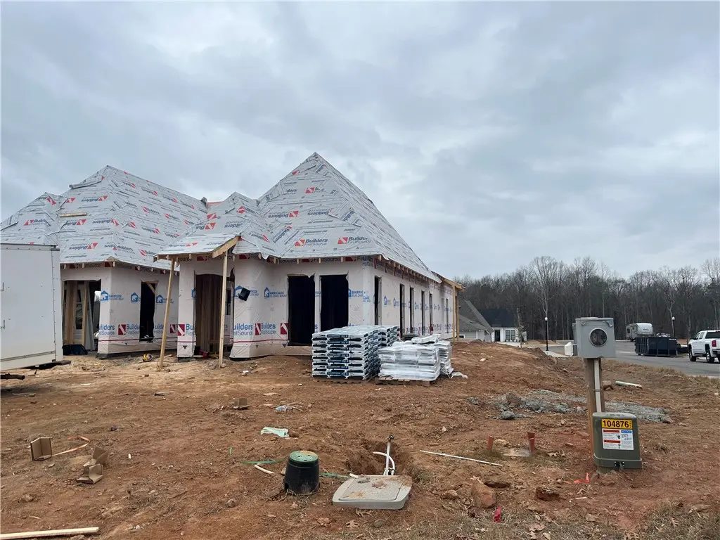 1062 Forest Ln, Opelika