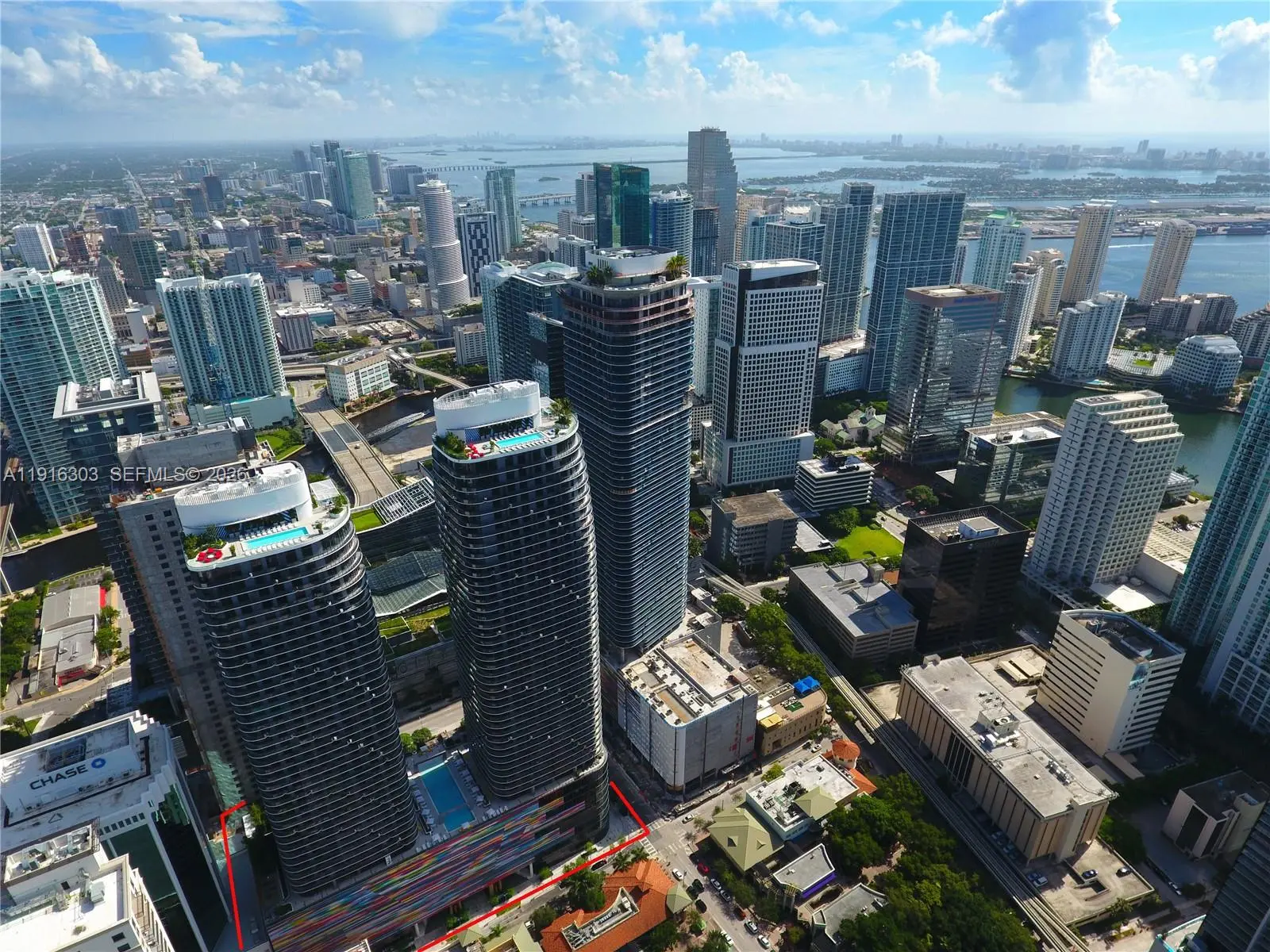 Photo of Listing #A11916303