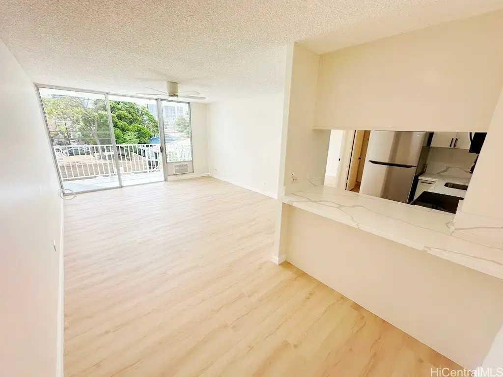 2015 Lime Street # 203, Honolulu