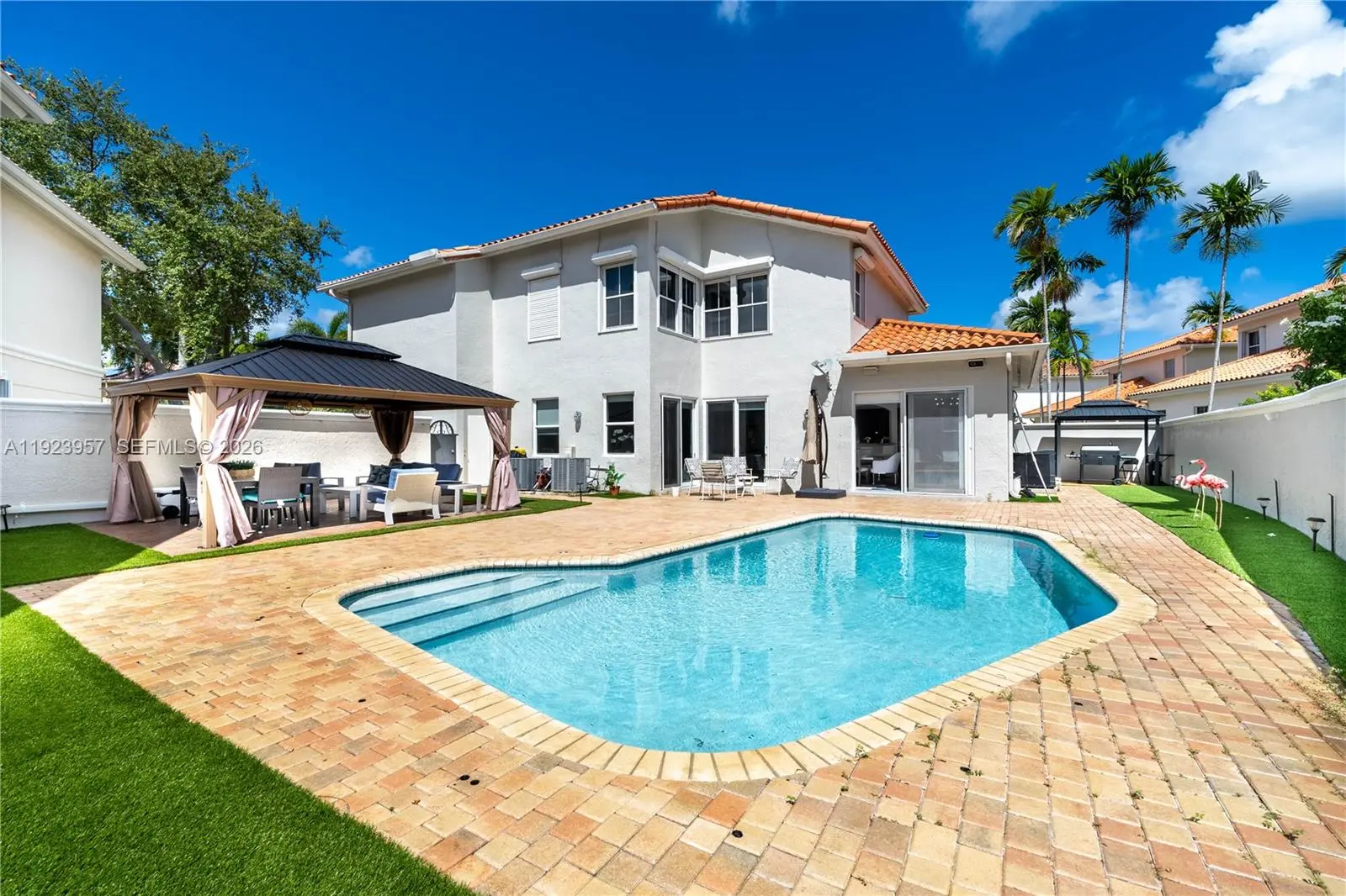 1547 Mariner Way, Hollywood