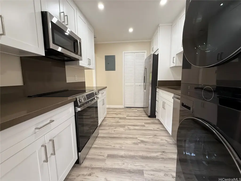 98-809 Kaonohi Street # 26, Aiea