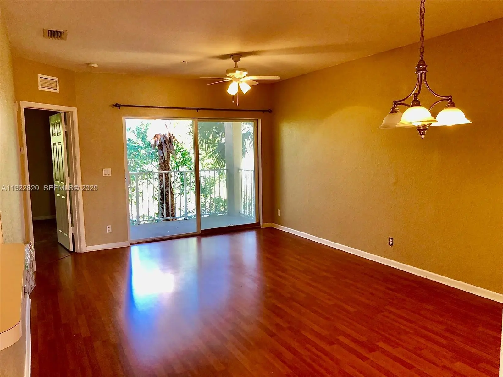 Photo of Listing #A11922820