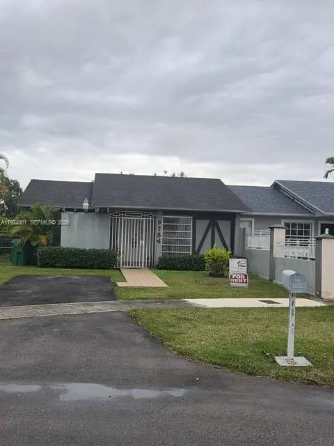 Photo of Listing #A11924001