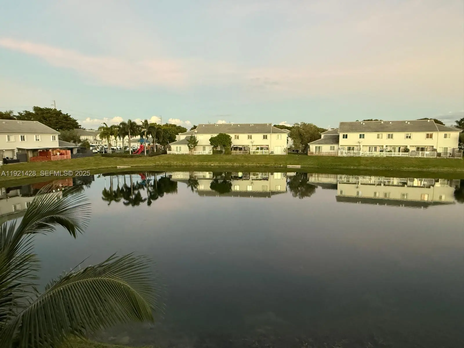 Photo of Listing #A11921428