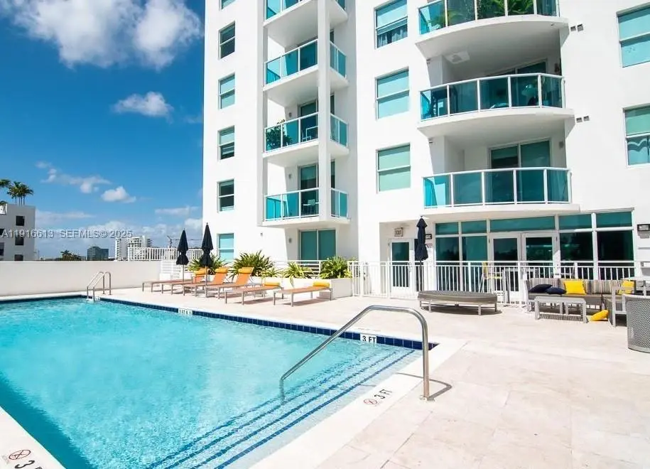 Photo of Listing #A11916613