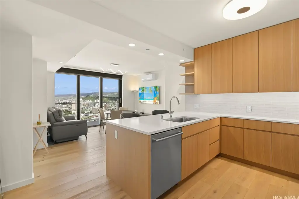 1388 Kapiolani Boulevard # 4208, Honolulu