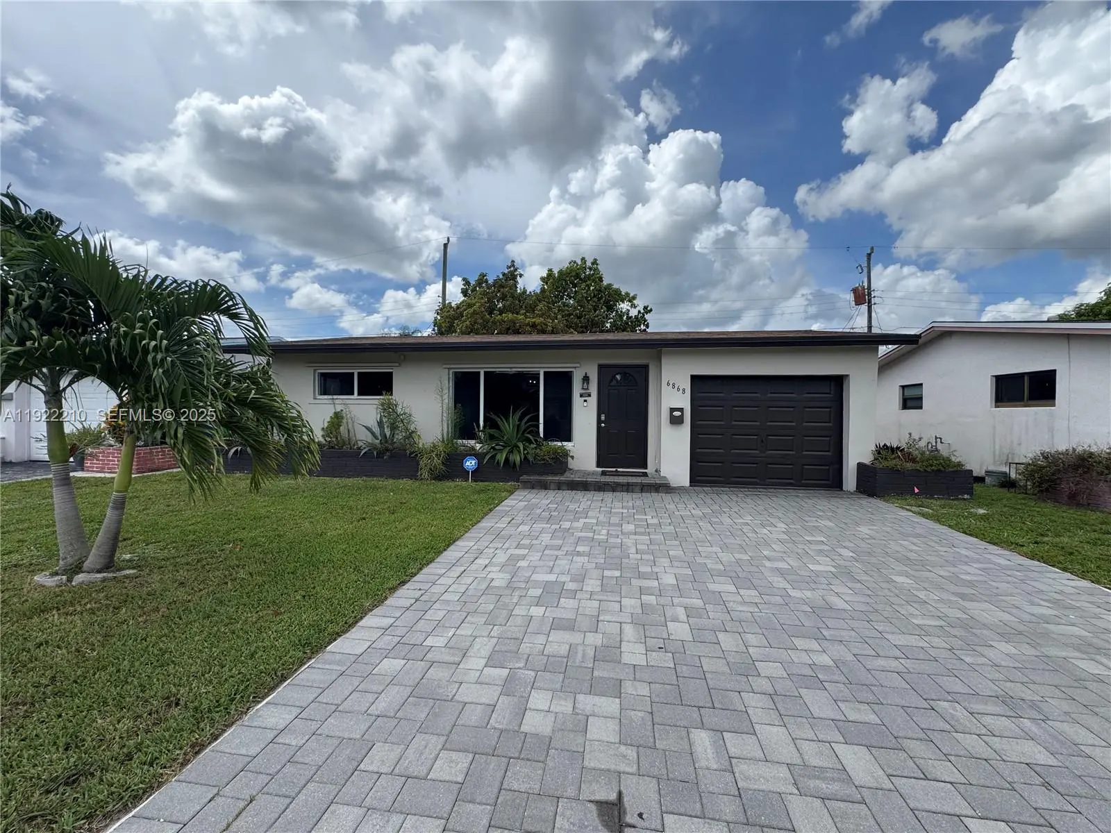 Photo of Listing #A11922210