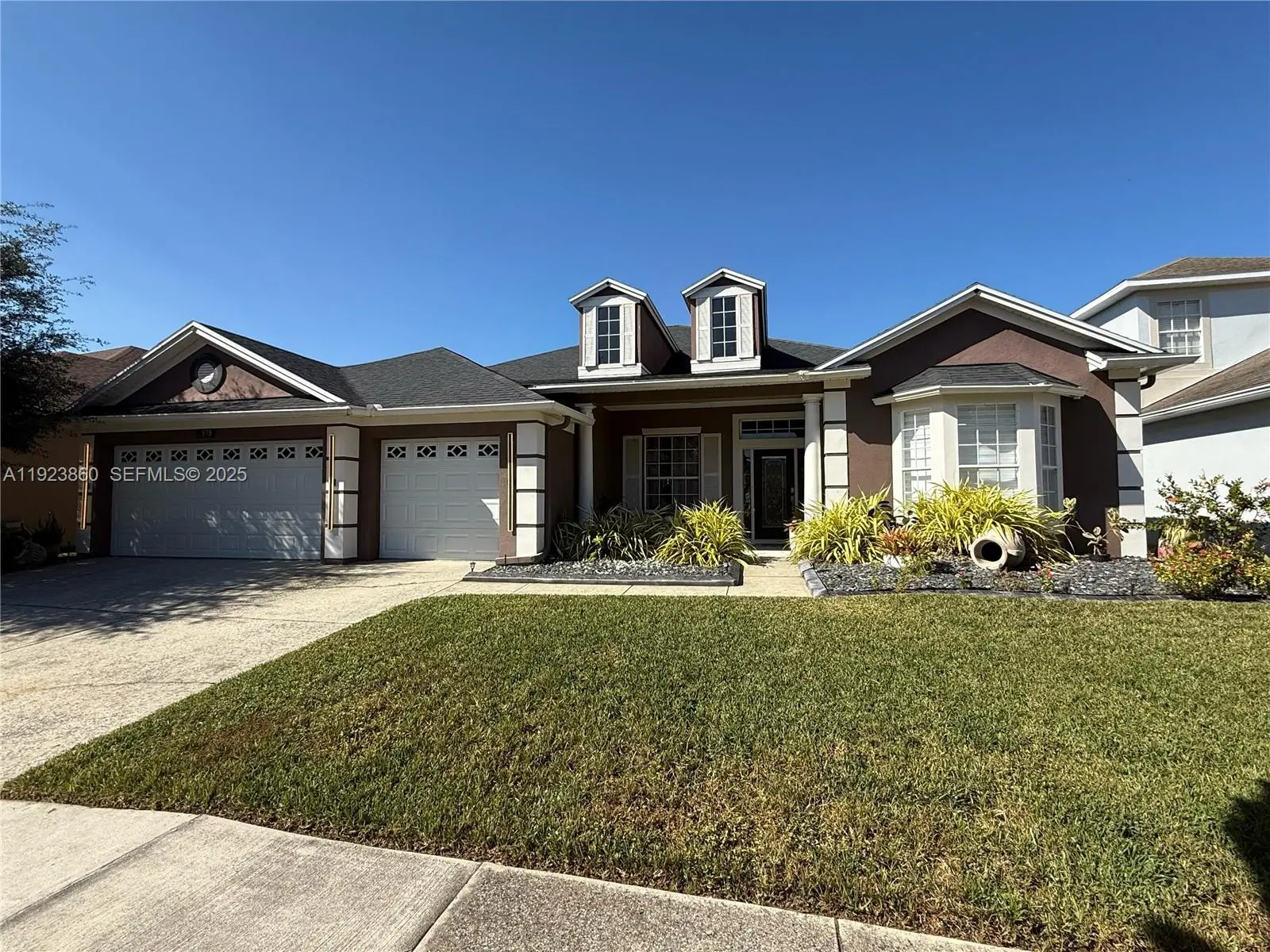 Photo of Listing #A11923860