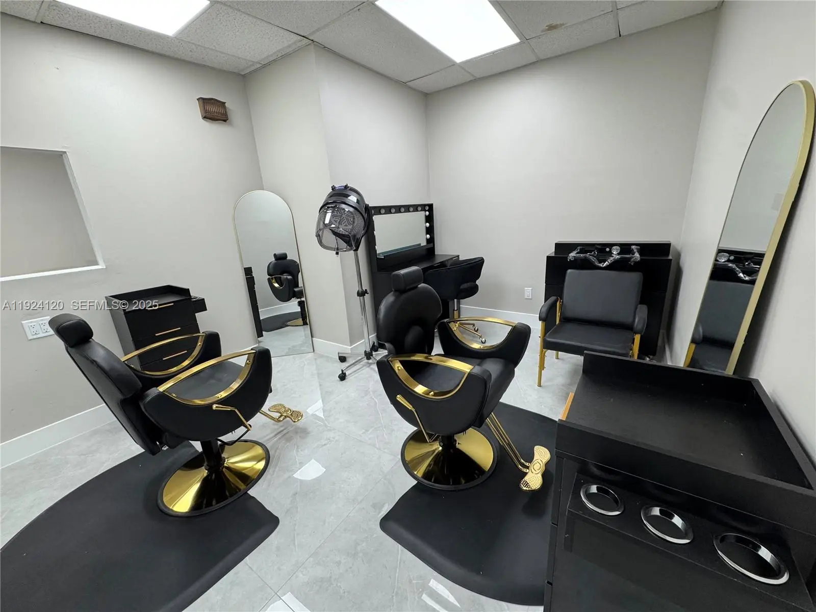 Photo of Listing #A11924120