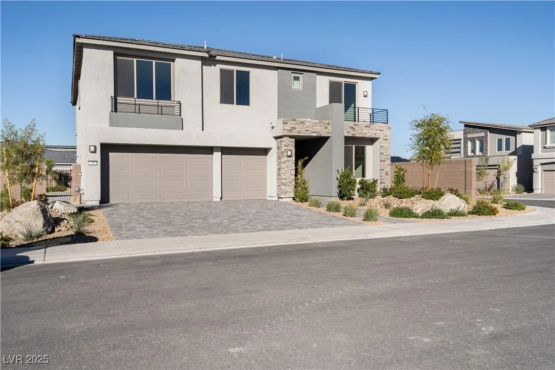 Photo of Listing #2738909