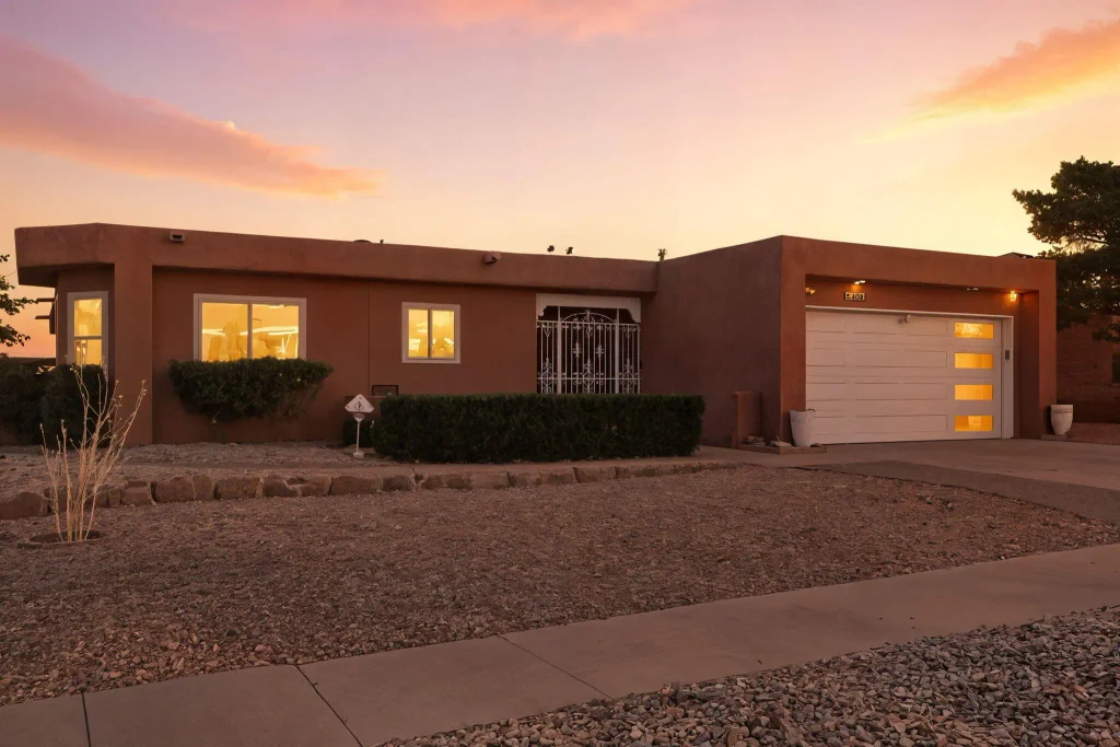 5305 Thomas Drive Ne, Albuquerque