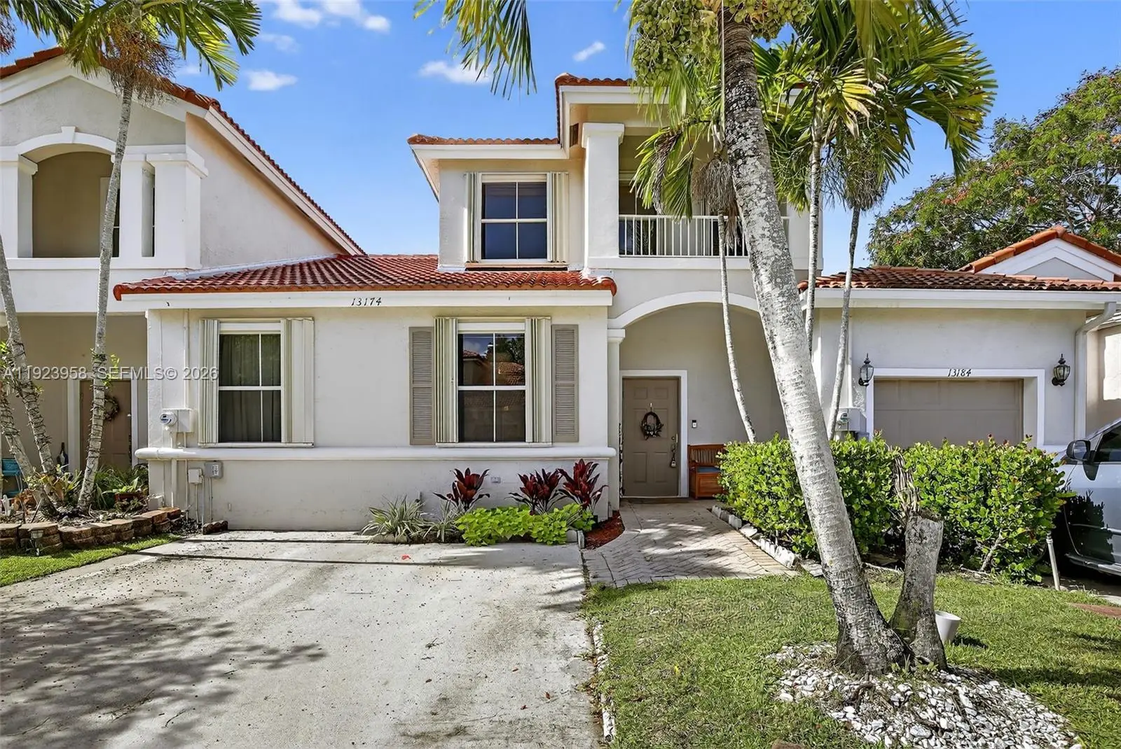 Photo of Listing #A11923958