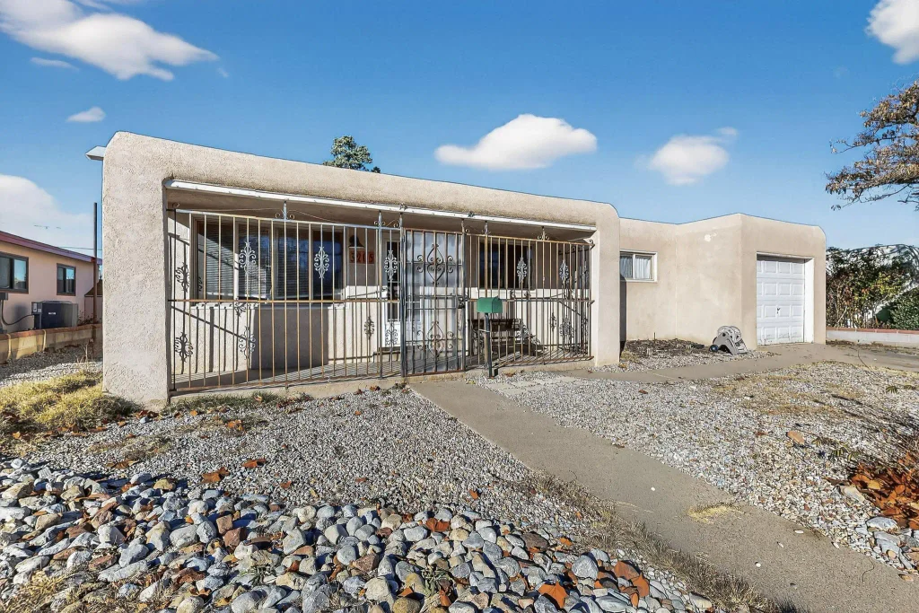 3205 Valencia Drive Ne, Albuquerque