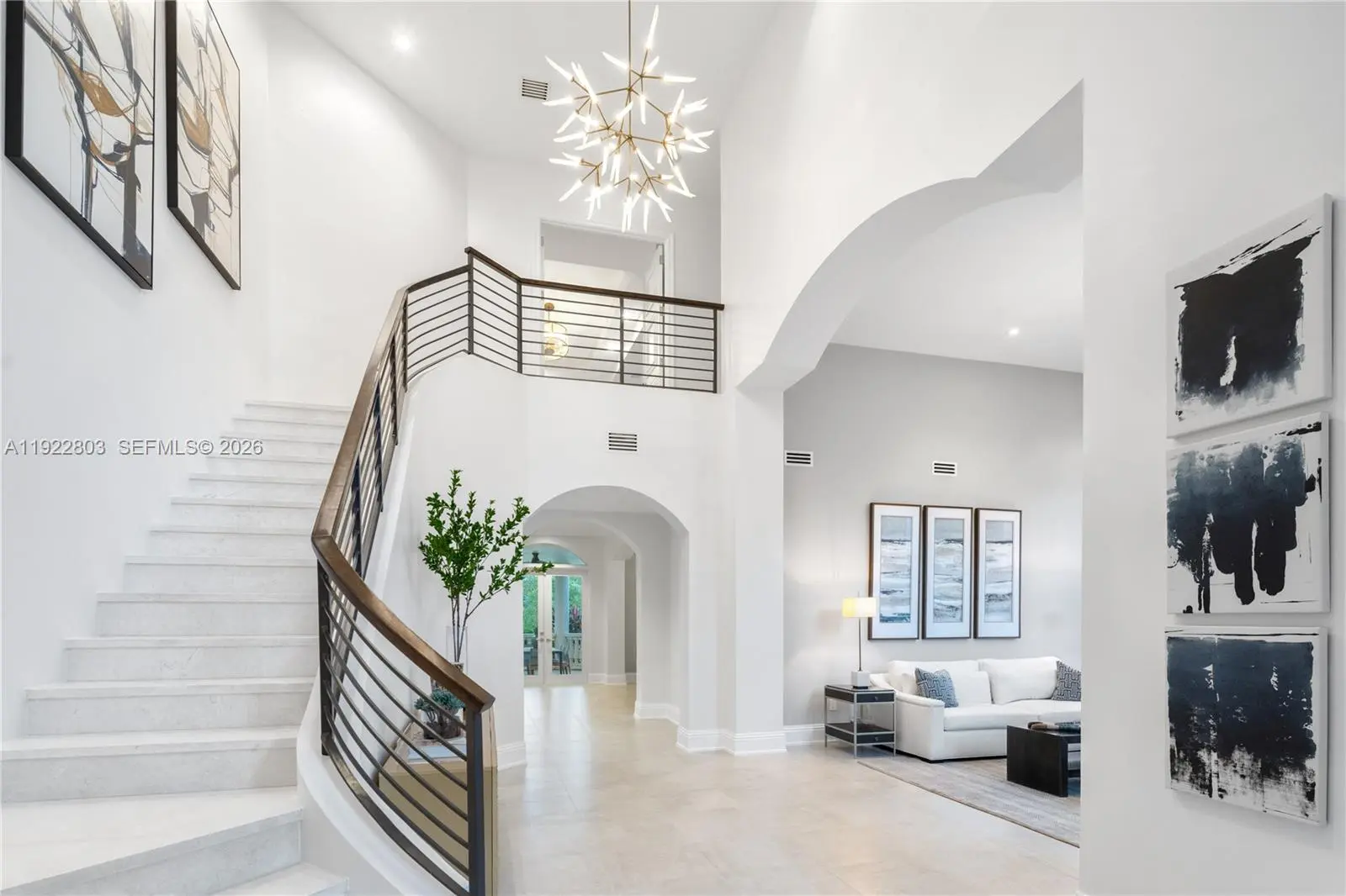 Photo of Listing #A11922803