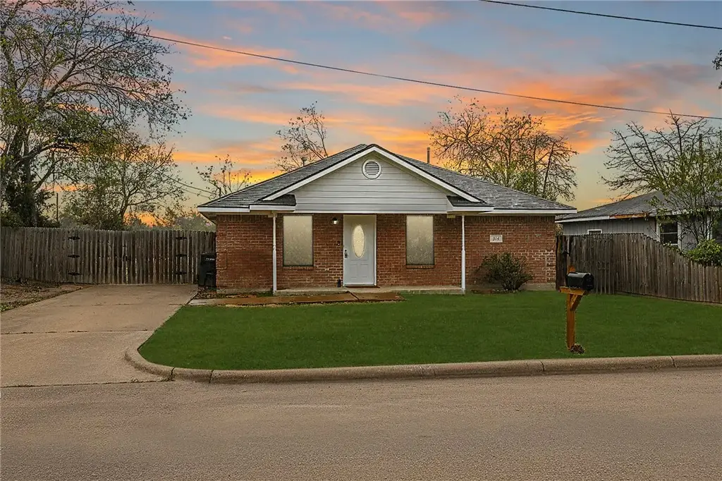 314 Moss Street, Bryan