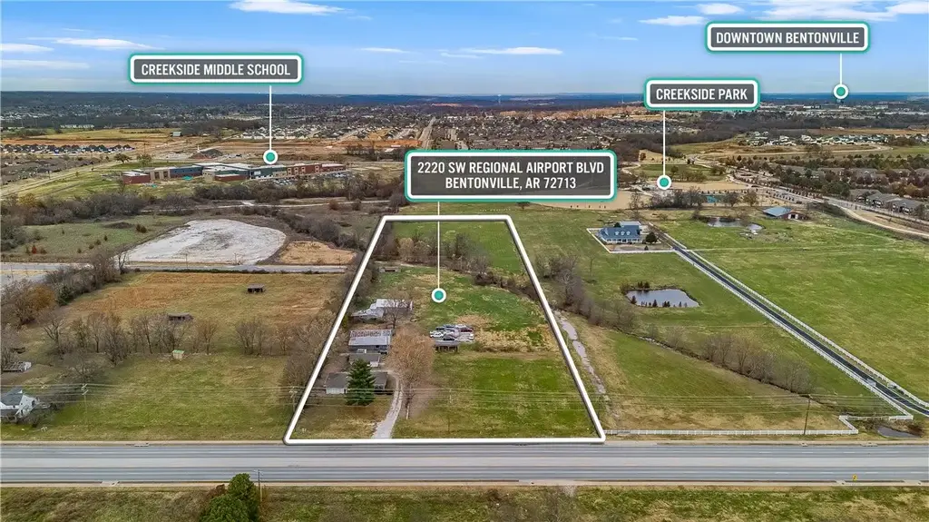 2220 Sw Regional Airport Boulevard, Bentonville