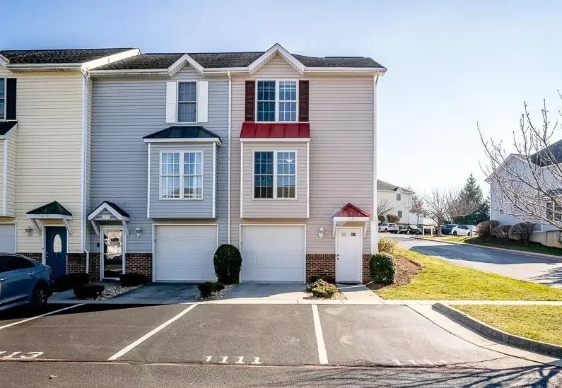 1111 Patrick Henry Pl, Harrisonburg