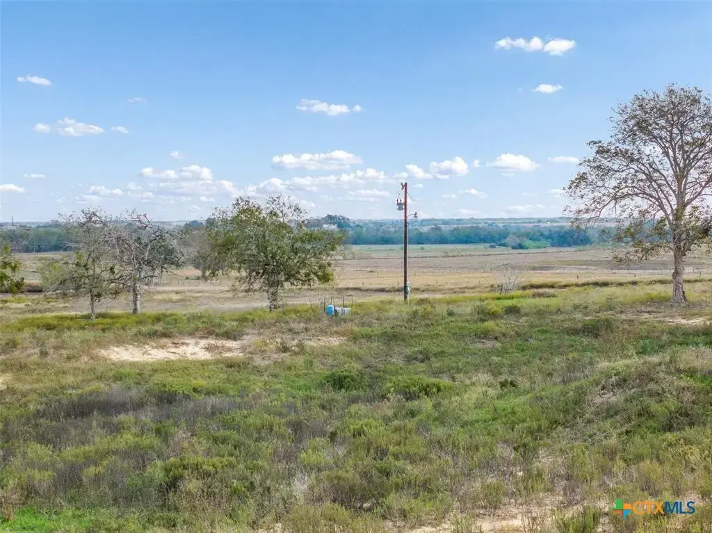 Lot 4 County Road 335, Shiner