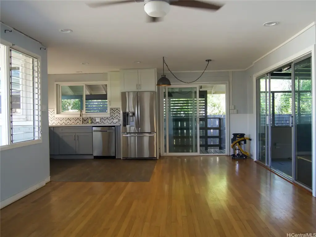1403 Makamua Street, Pearl City