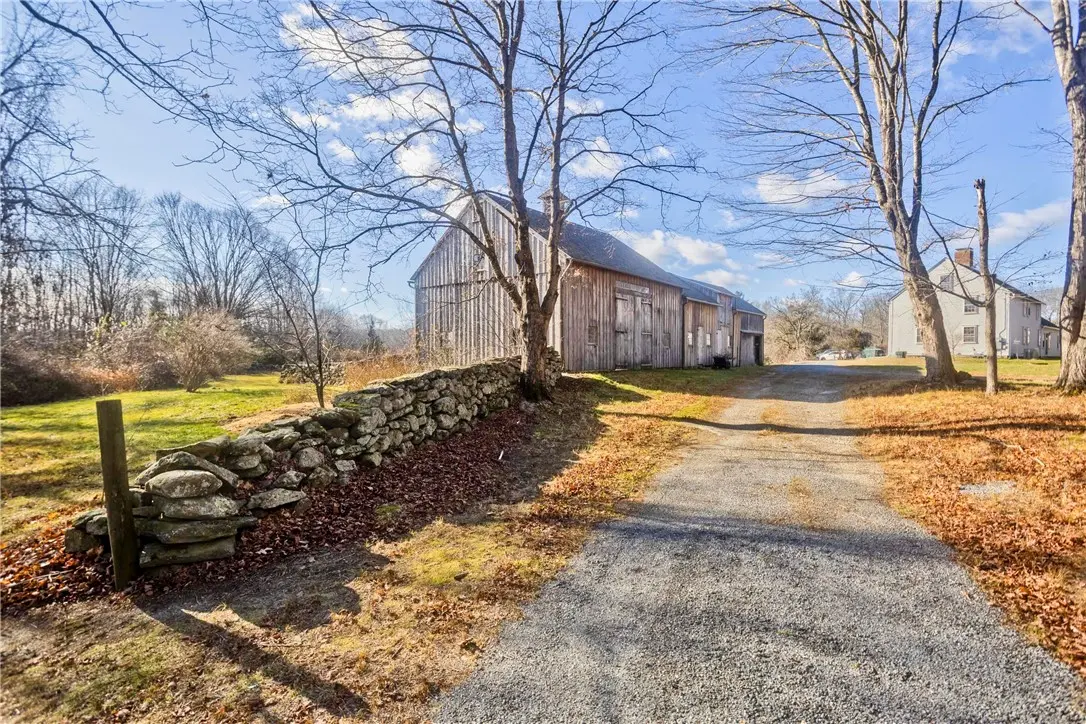 175 Huntinghouse Rd, Glocester