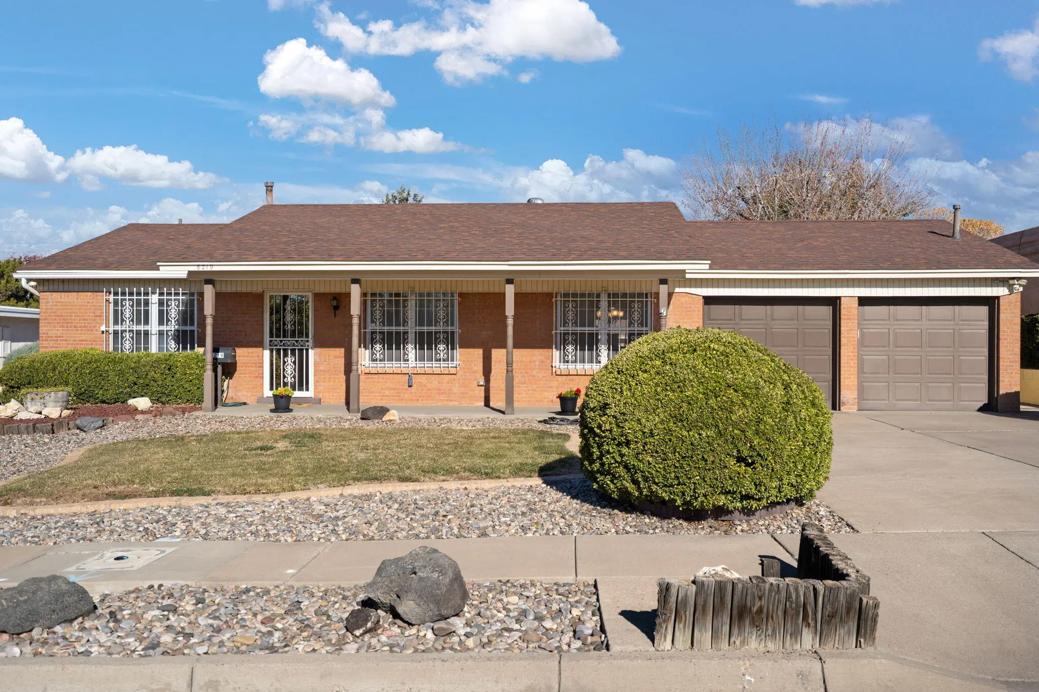 8219 San Francisco Road Ne, Albuquerque
