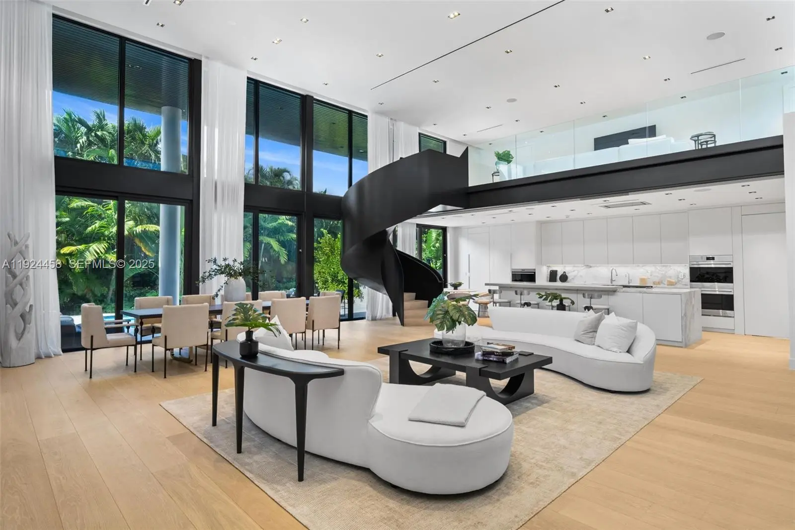 Photo of Listing #A11924458