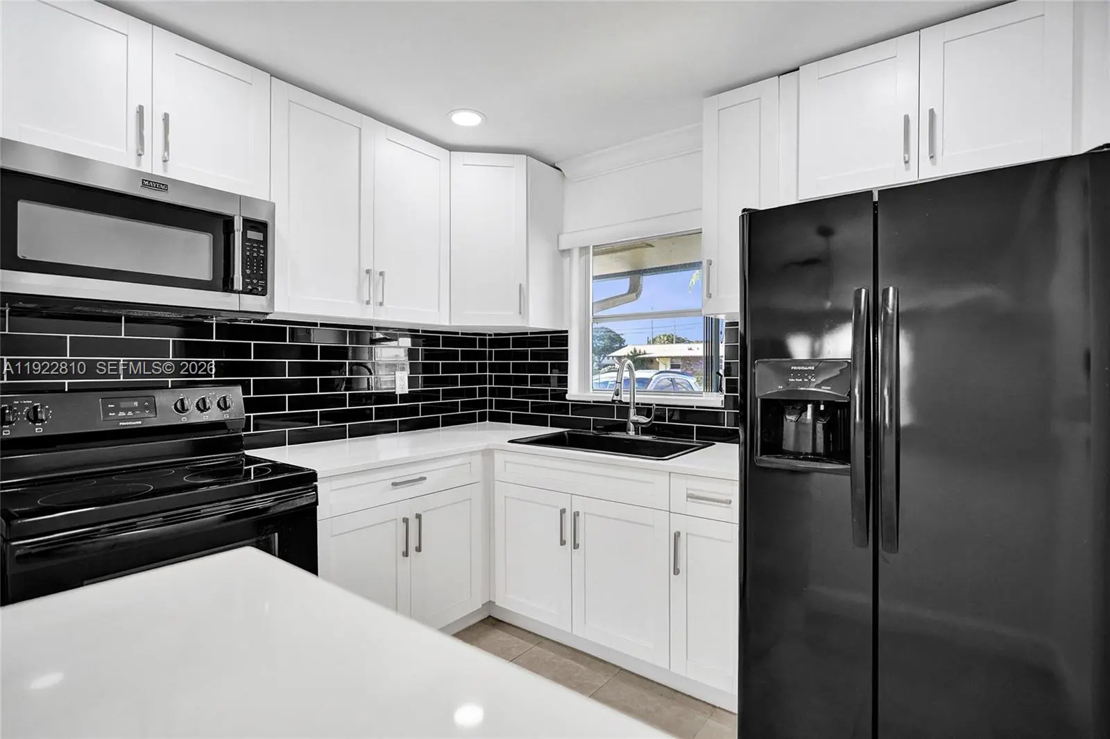 Photo of Listing #A11922810