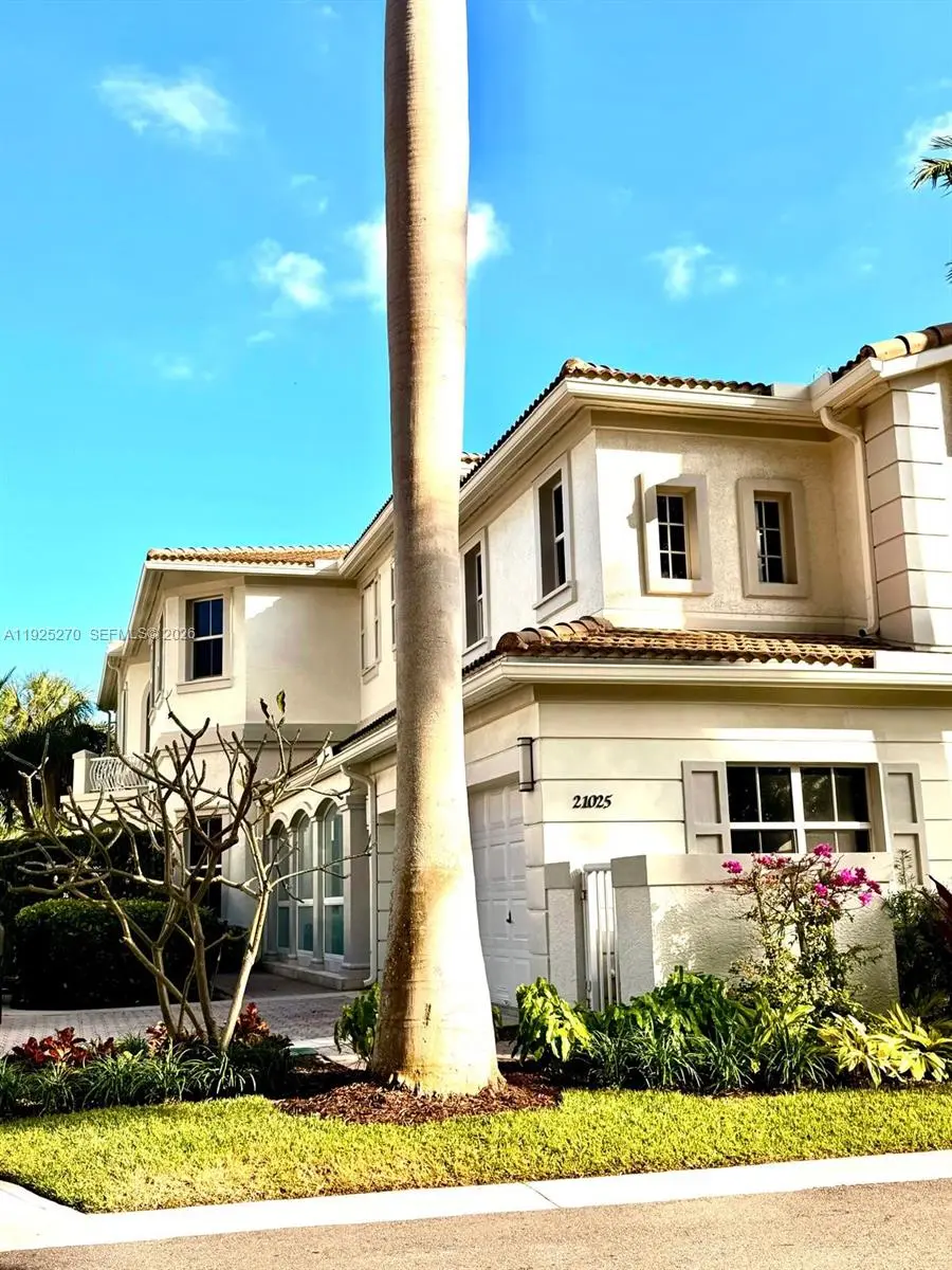 Photo of Listing #A11925270